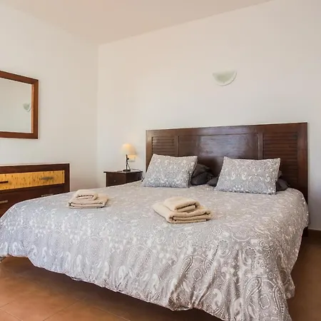 فيلة Inviting 3-bed In Playa Blanca