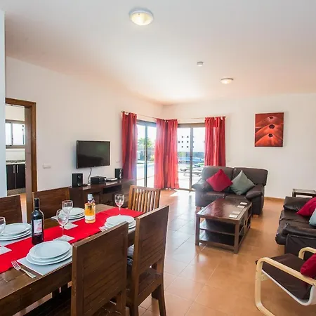 Inviting 3-bed In Playa Blanca بلايا بلانكا